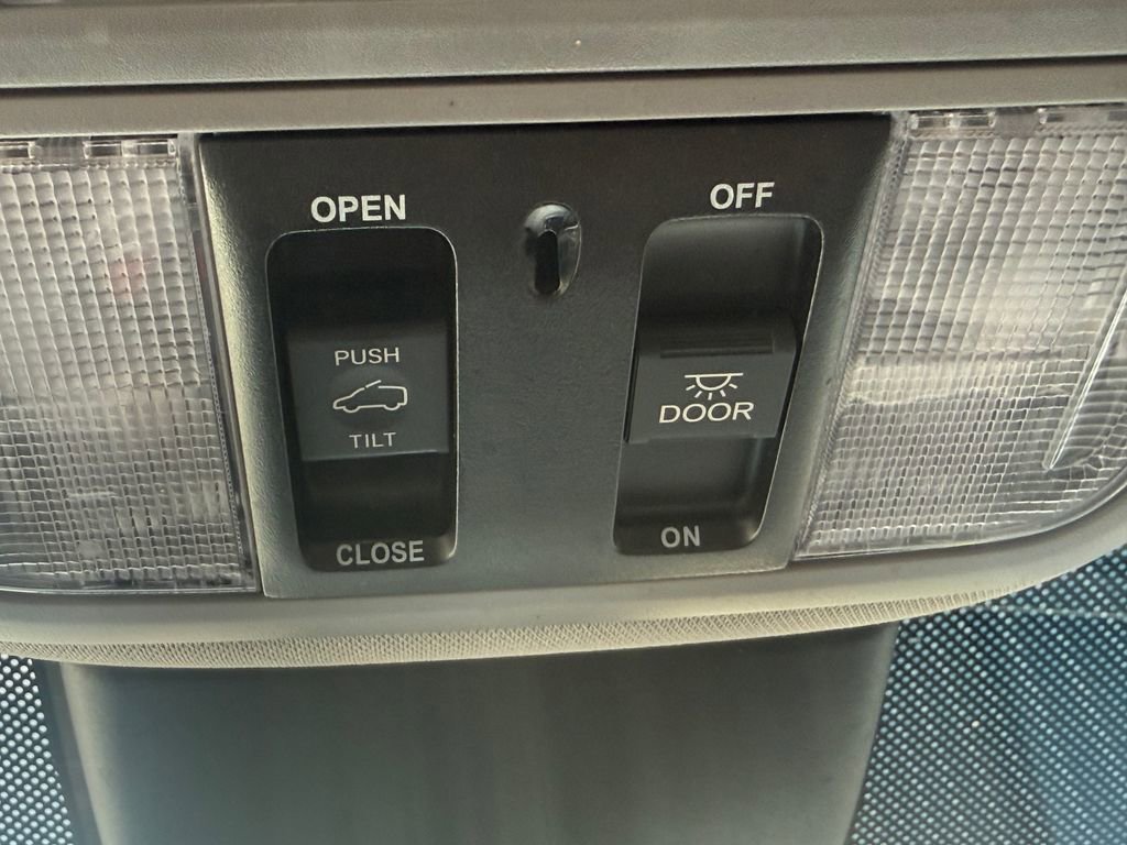 Used 2022 Honda Odyssey EX-L image 34