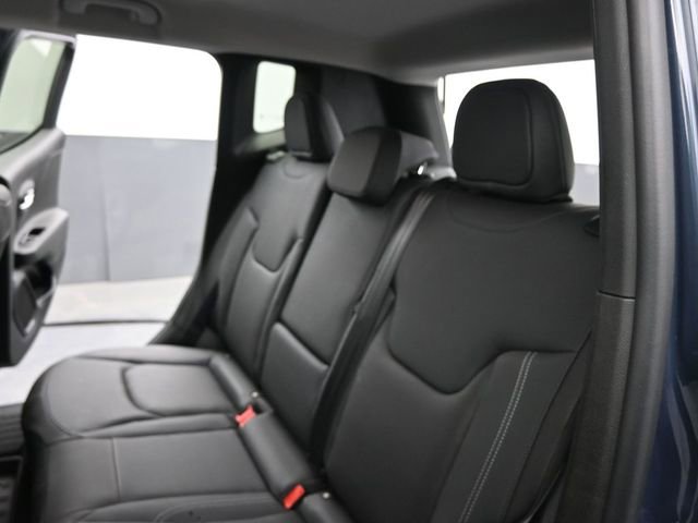 Used 2022 Jeep Renegade Limited AWD/4WD image 15