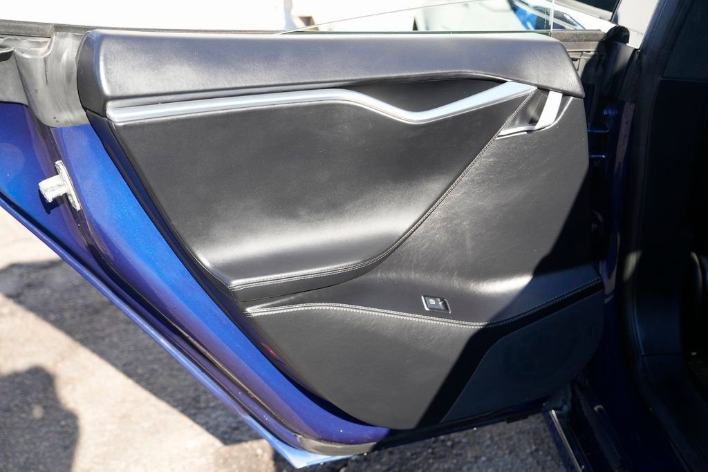 Used 2017 Tesla Model S 75D image 29