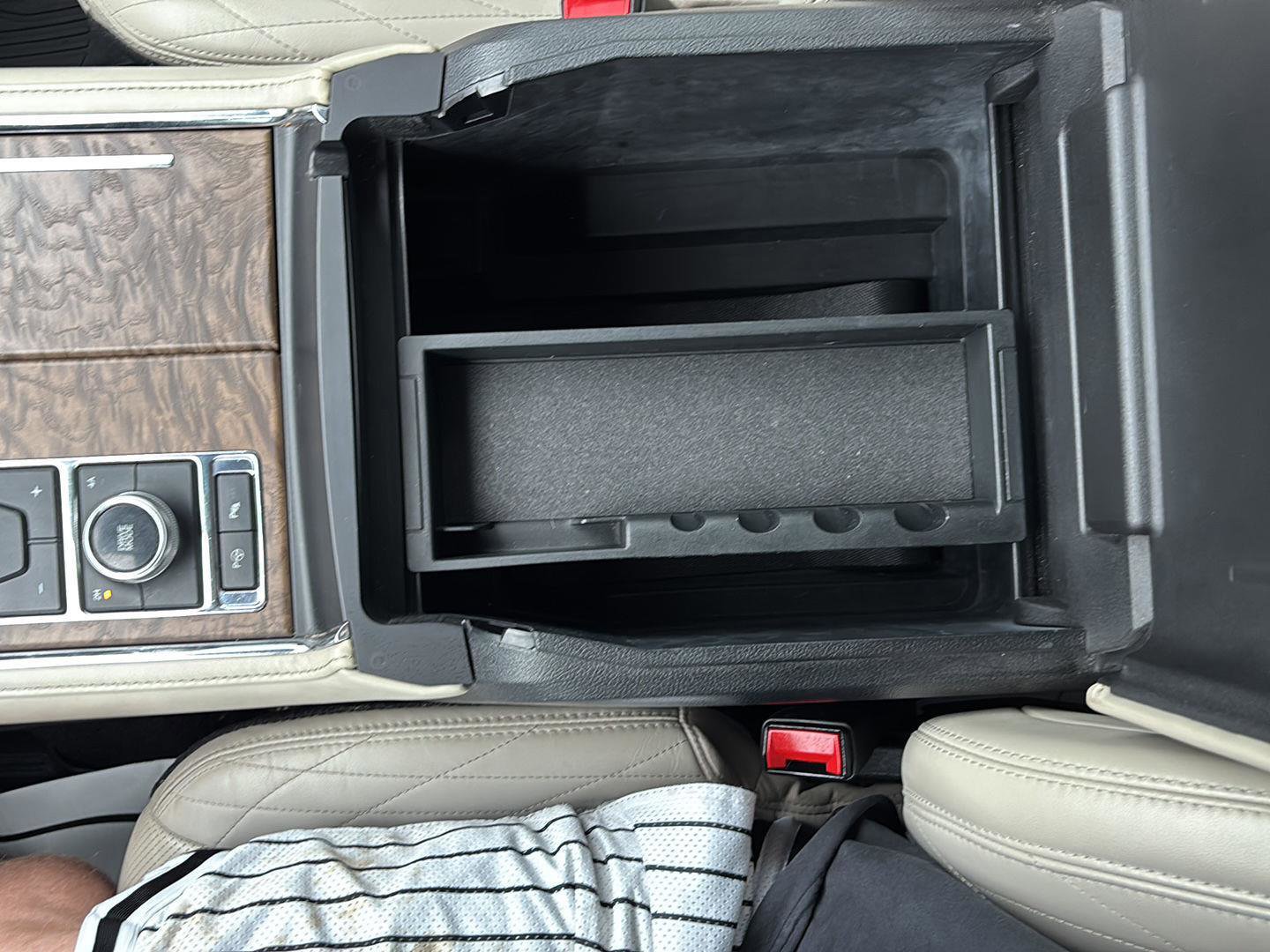 Used 2021 Ford Expedition Platinum image 35