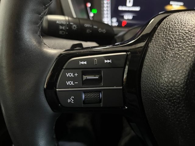 Used 2023 Honda Pilot Elite image 23