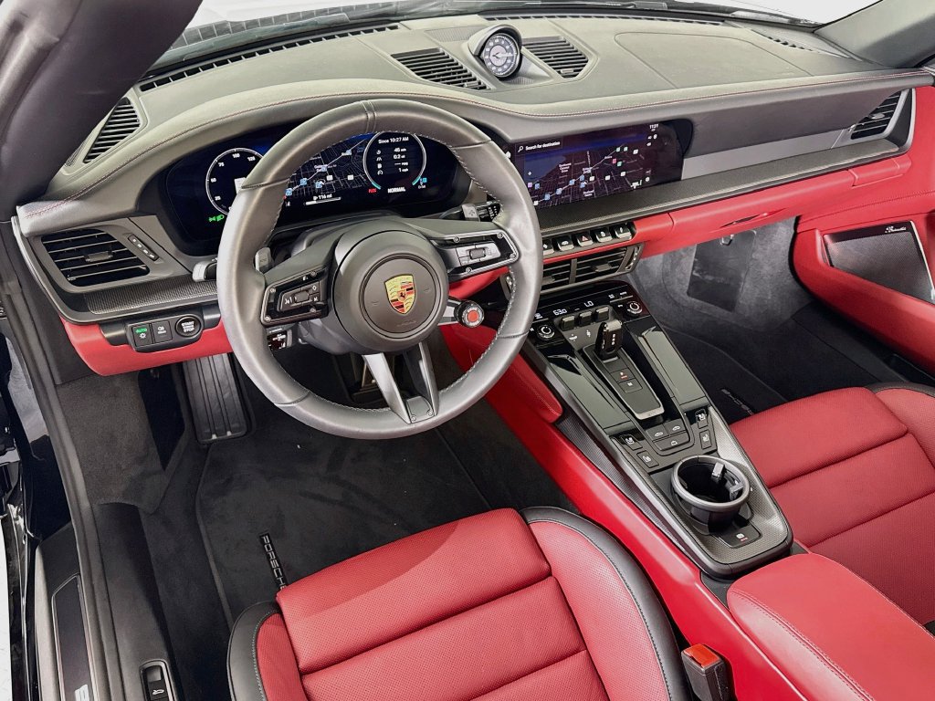 Certified 2026 Porsche 911 Carrera RWD image 4