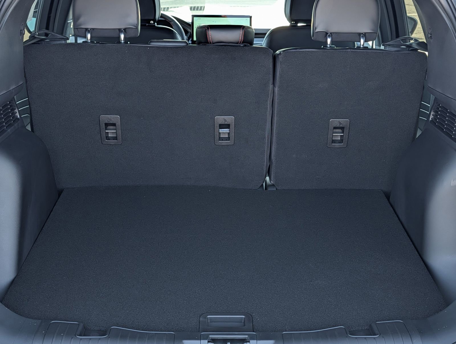 New 2026 Ford Escape ST-Line w/ Tech Pack #1 AWD/4WD image 9