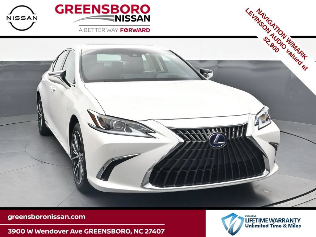 Used 2022 Lexus ES 300h w/ Premium Package FWD image 1