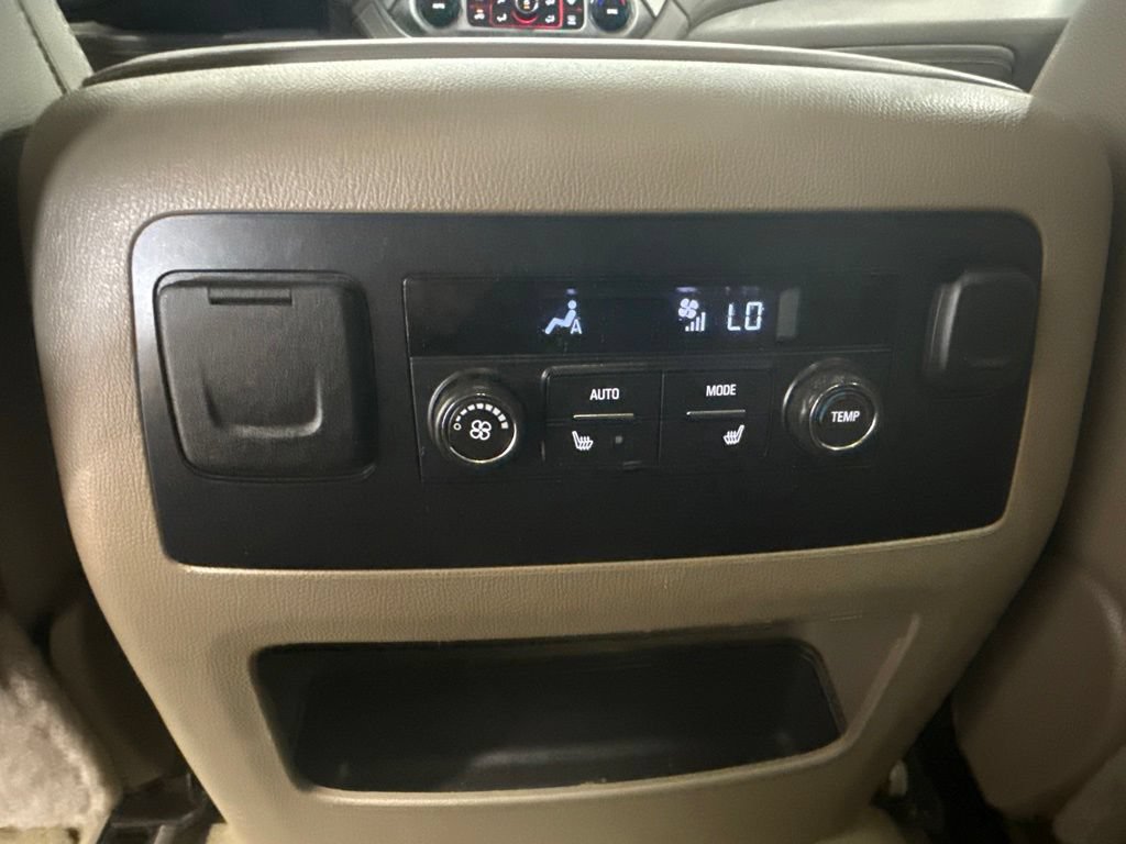 Used 2016 GMC Yukon SLT w/ HD Trailering Package RWD image 15