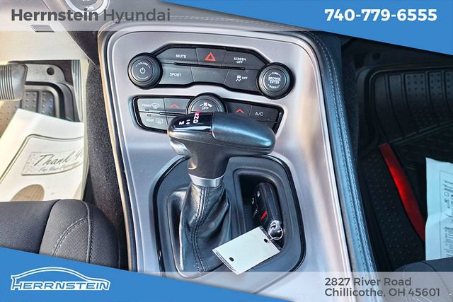 Used 2023 Dodge Challenger SXT RWD image 10