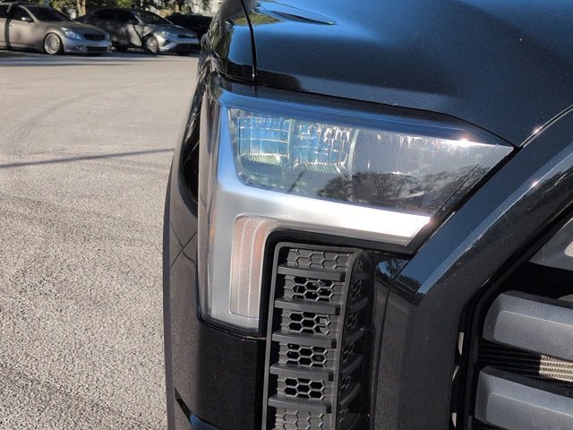 Used 2024 Toyota Tundra SR5 w/ SR5 Convenience Package AWD/4WD image 9