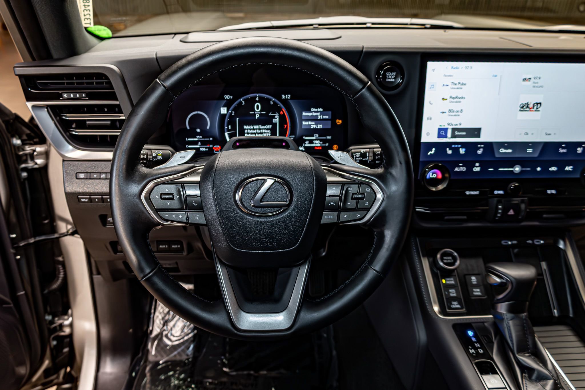 Used 2026 Lexus GX 550 w/ Accessory Package (CT) image 19