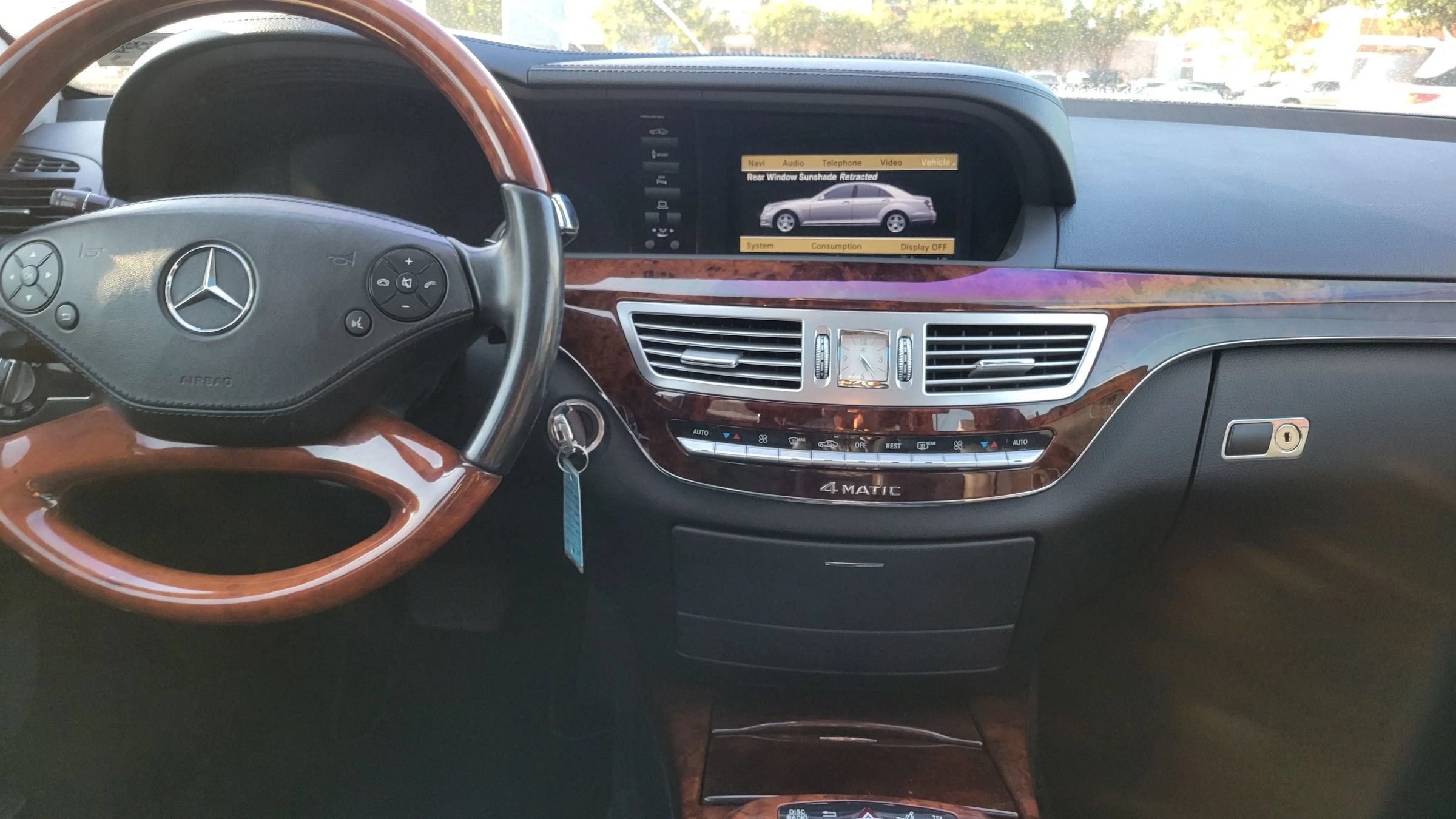 Used 2012 Mercedes-Benz S 550 4MATIC w/ Premium 2 Pkg image 14