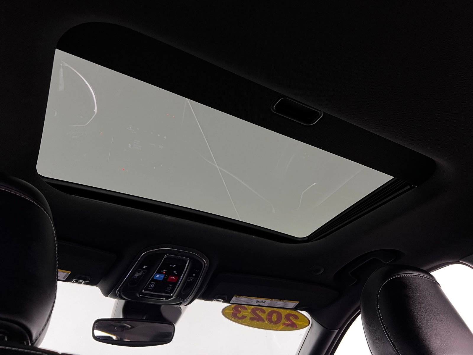 Used 2023 Jeep Grand Cherokee Altitude image 24