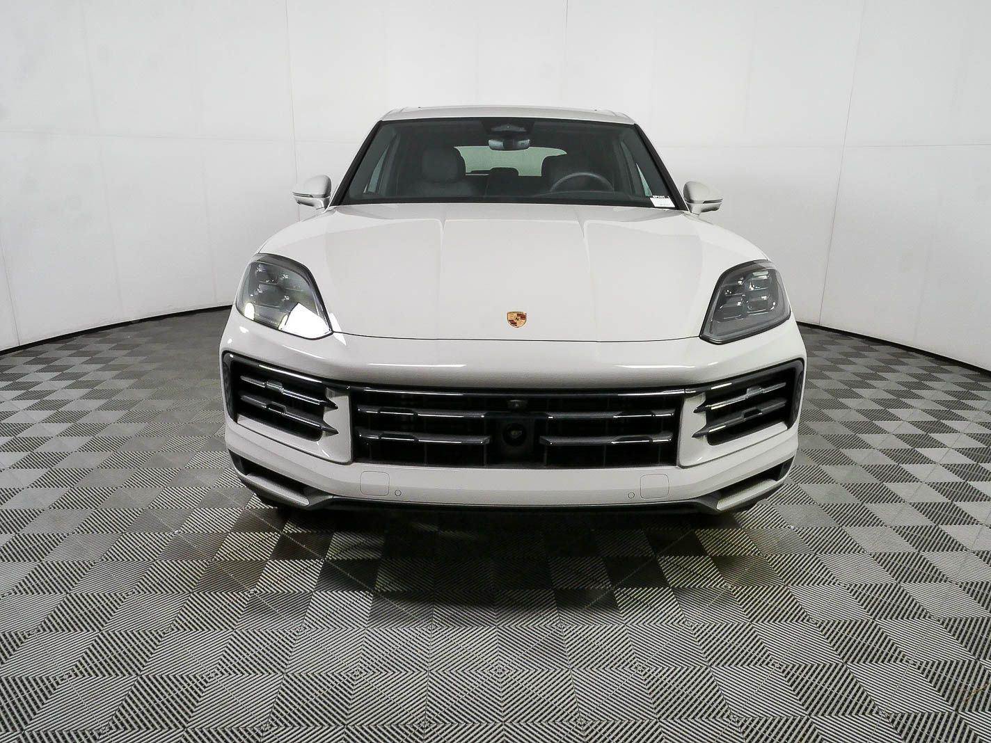 New 2026 Porsche Cayenne AWD/4WD image 37