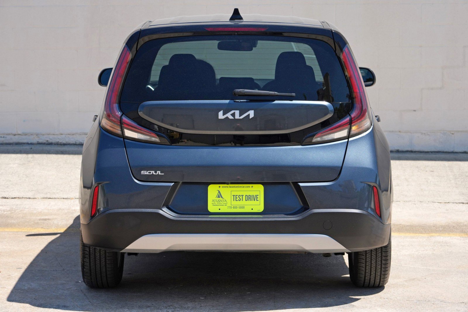 Used 2023 Kia Soul LX w/ LX Technology Package FWD image 41