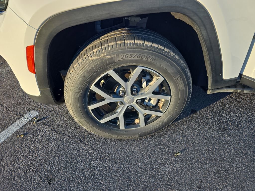 Used 2025 Jeep Grand Cherokee Limited w/ Trailer Tow Package image 28