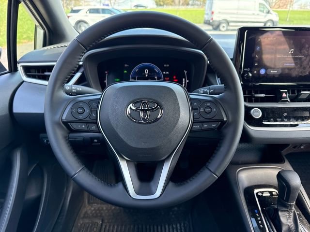 Used 2026 Toyota Corolla SE image 20