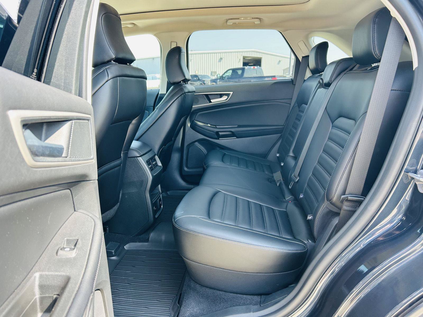 Used 2024 Ford Edge SEL w/ Convenience Package AWD/4WD image 28