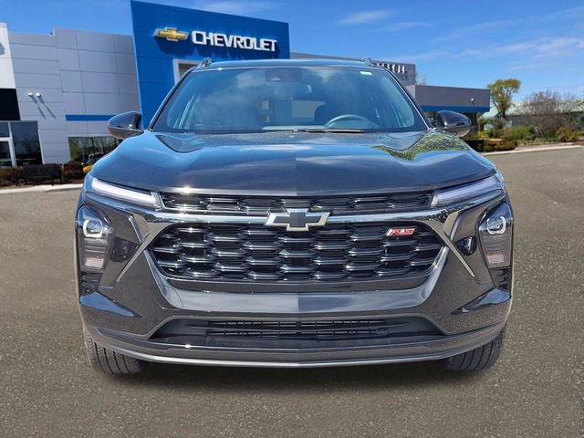 Used 2025 Chevrolet Trax RS w/ Driver Confidence Package FWD image 24