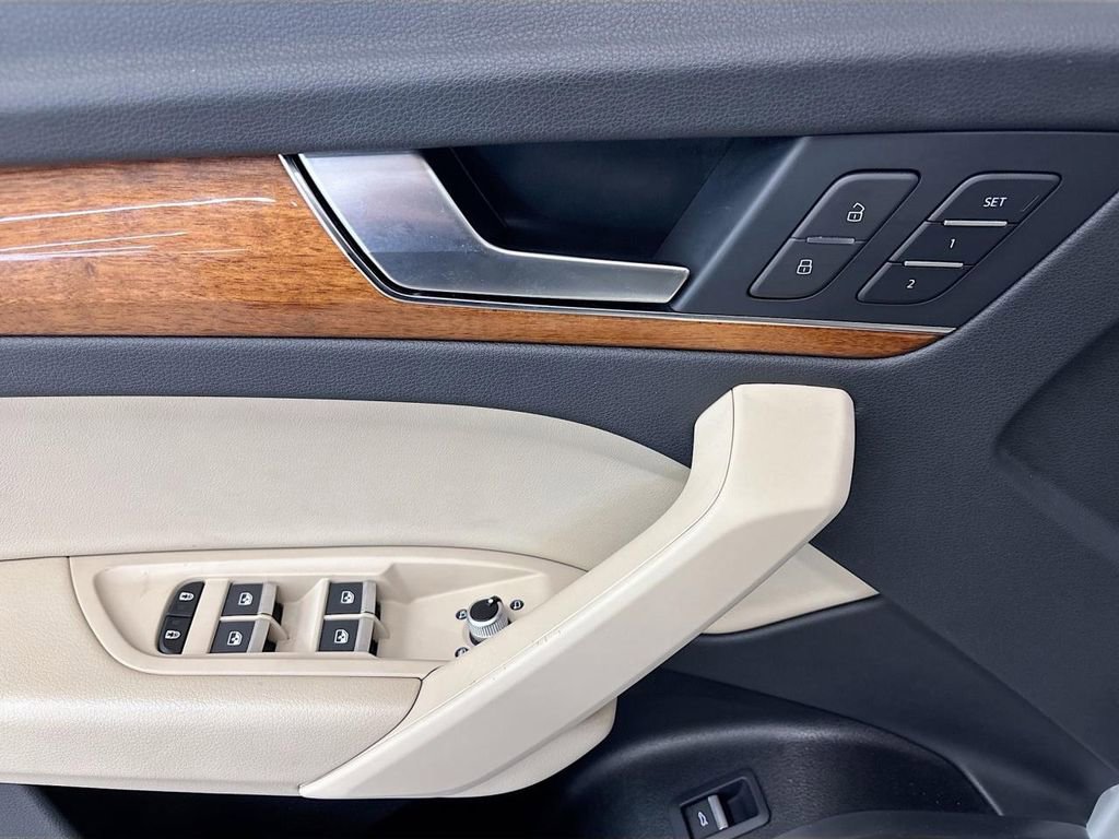 Certified 2023 Audi Q5 2.0T Premium w/ Convenience Package image 22