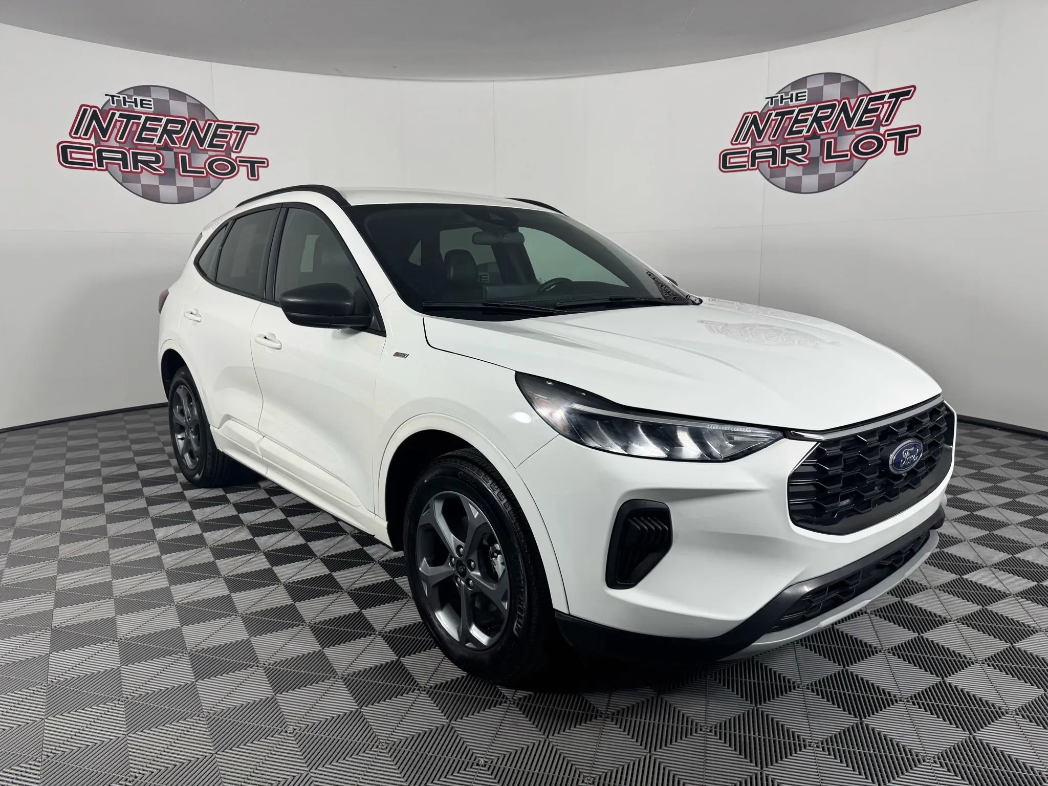 Used 2024 Ford Escape ST-Line w/ Tech Pack #1 image 9