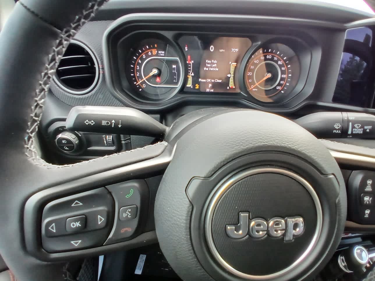 New 2026 Jeep Gladiator Rubicon w/ Safety Group AWD/4WD image 21