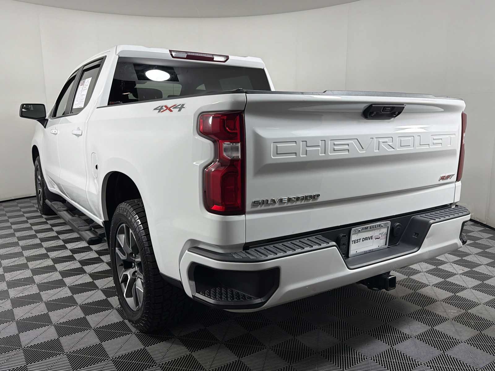 Used 2022 Chevrolet Silverado 1500 RST AWD/4WD image 4