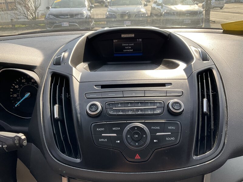 Used 2017 Ford Escape SE AWD/4WD image 30