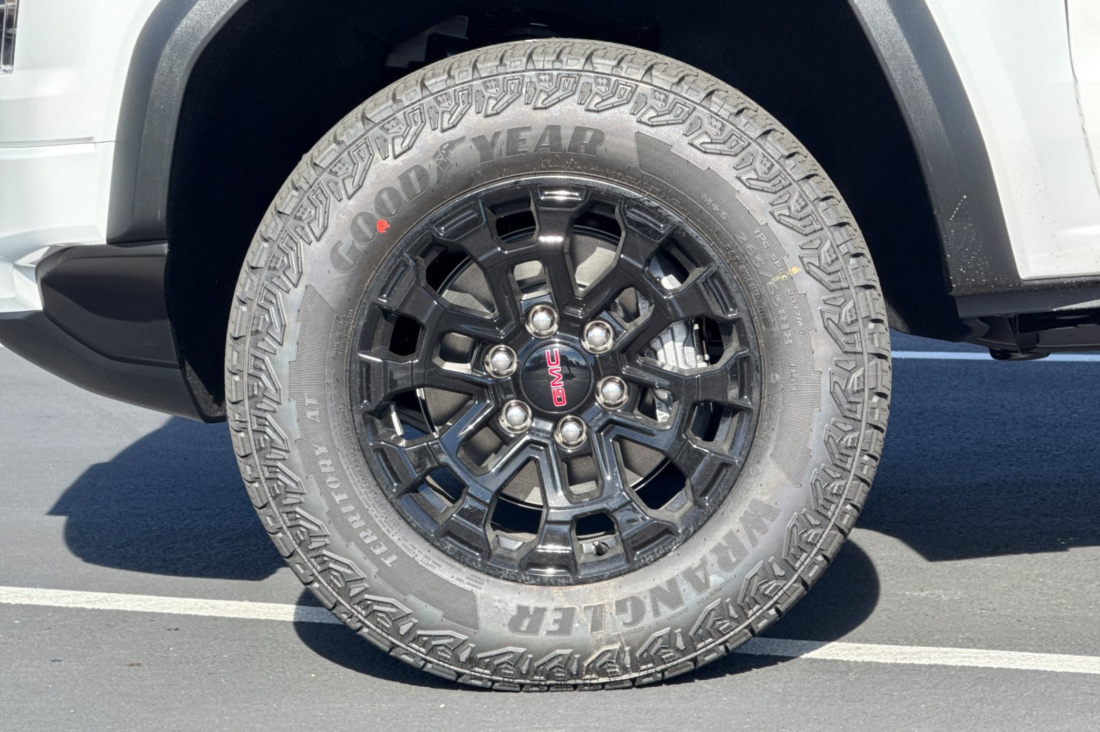New 2026 GMC Canyon Elevation w/ Convenience Package RWD image 26
