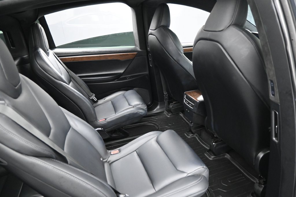 Used 2021 Tesla Model X Long Range AWD/4WD image 30
