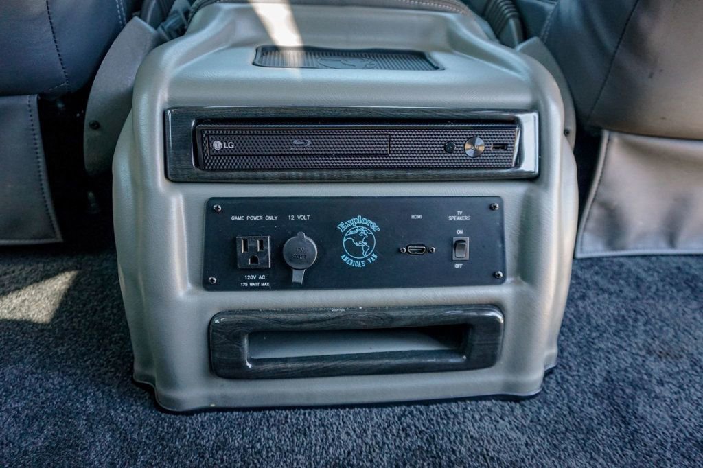 Used 2023 GMC Savana 2500 Extended image 80