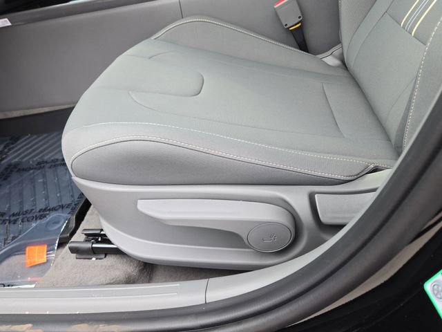 New 2026 Hyundai Elantra Sport FWD image 26