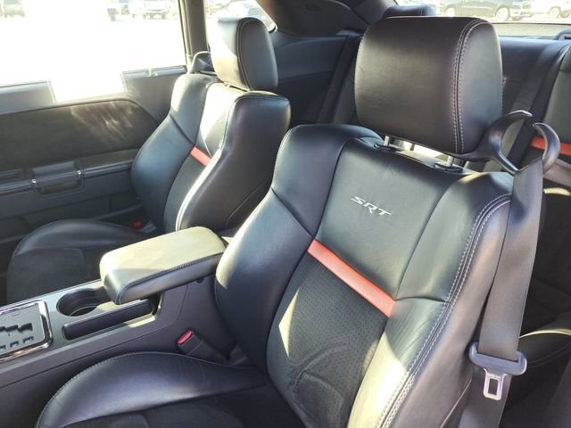 Used 2010 Dodge Challenger SRT8 image 5