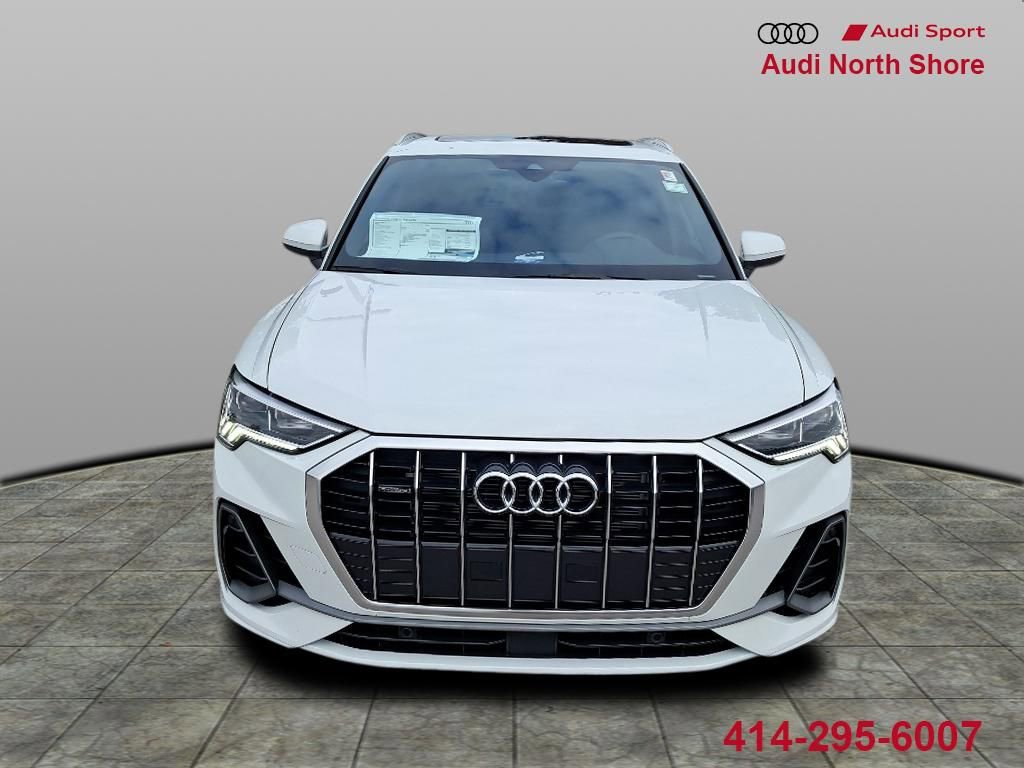 New 2025 Audi Q3 2.0T Premium image 2