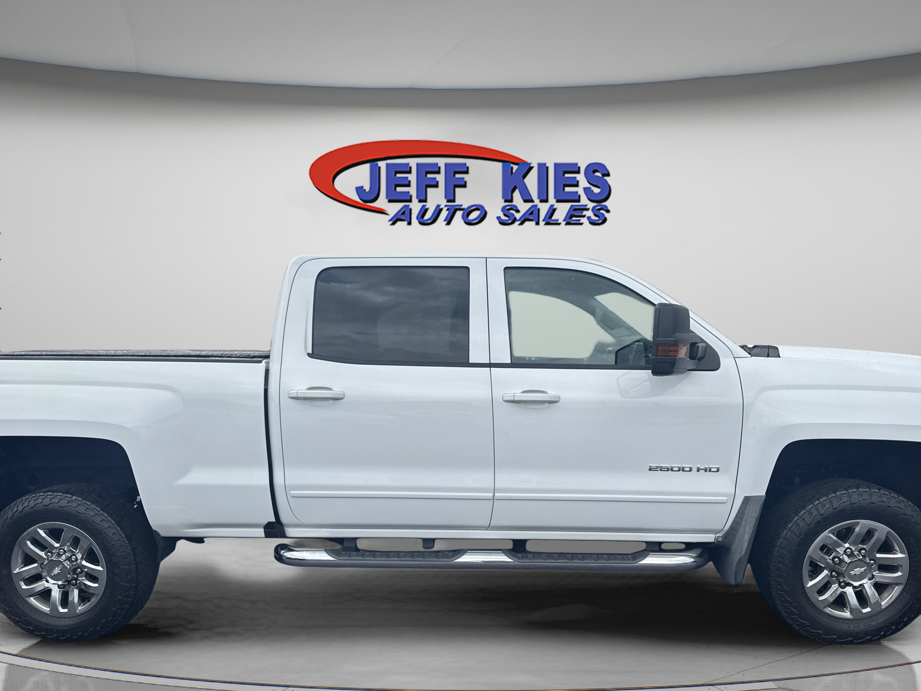 Used 2018 Chevrolet Silverado 2500 LT w/ All Star Edition AWD/4WD image 4