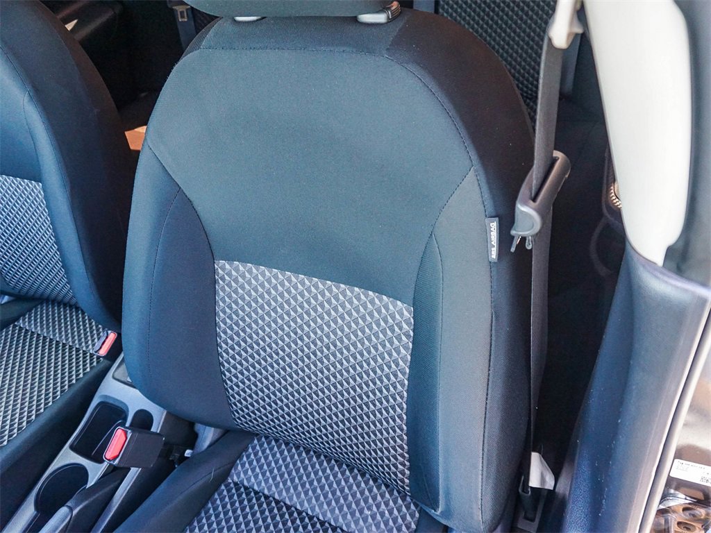 Used 2024 Nissan Versa S w/ Trunk Package image 20