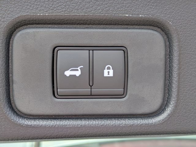 New 2026 Nissan Pathfinder SV FWD image 30