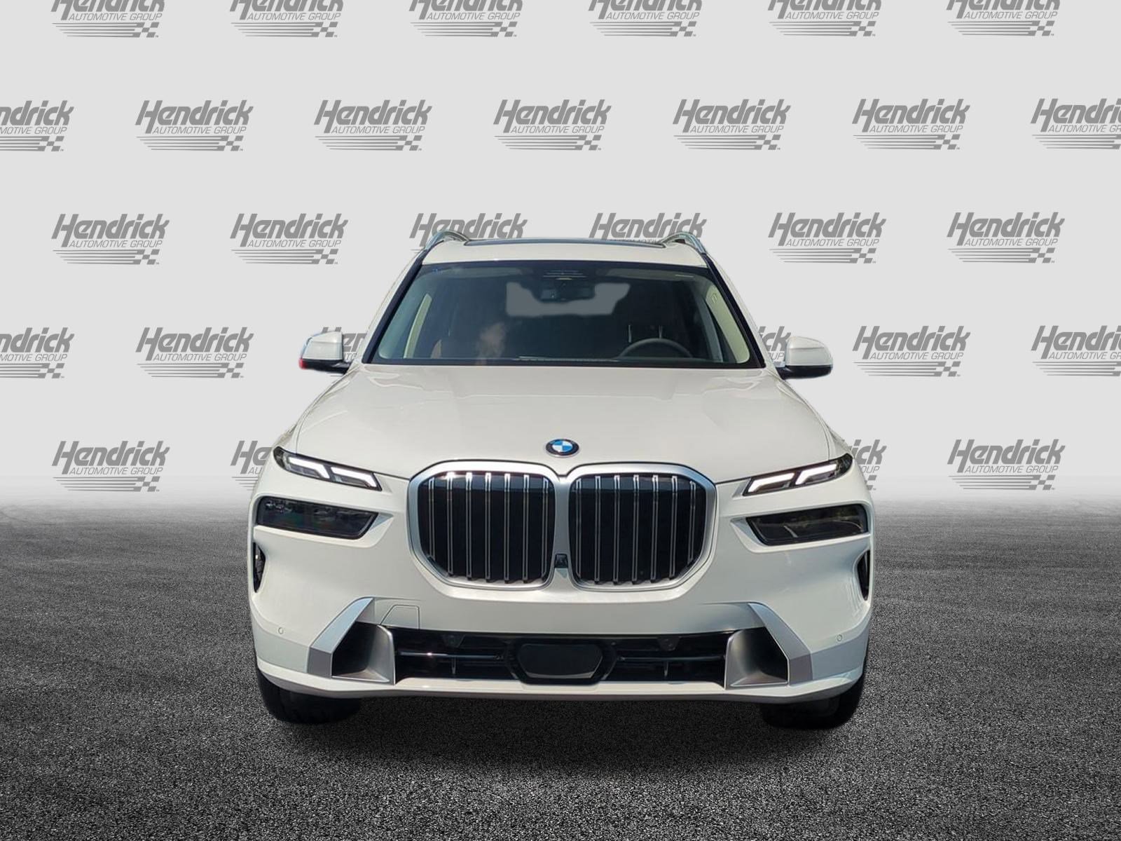 New 2026 BMW X7 xDrive40i image 3