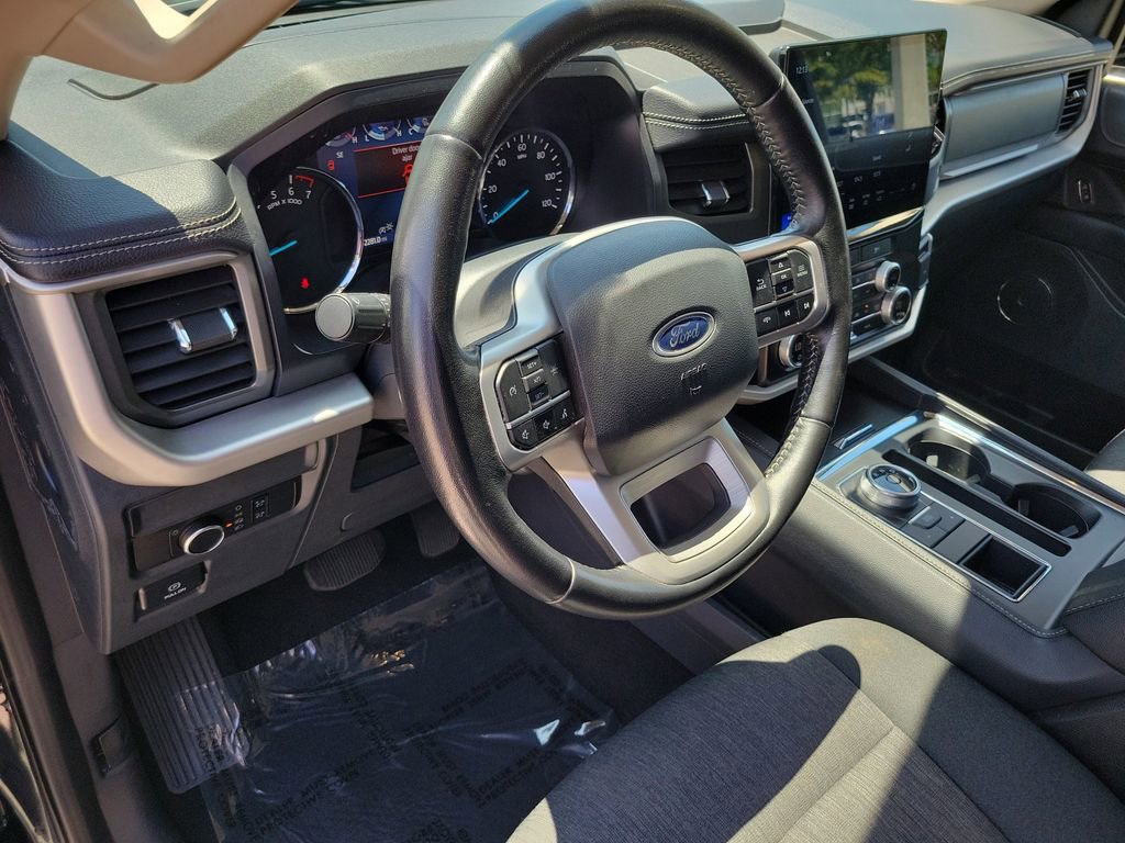 Used 2024 Ford Expedition Max XLT RWD image 13