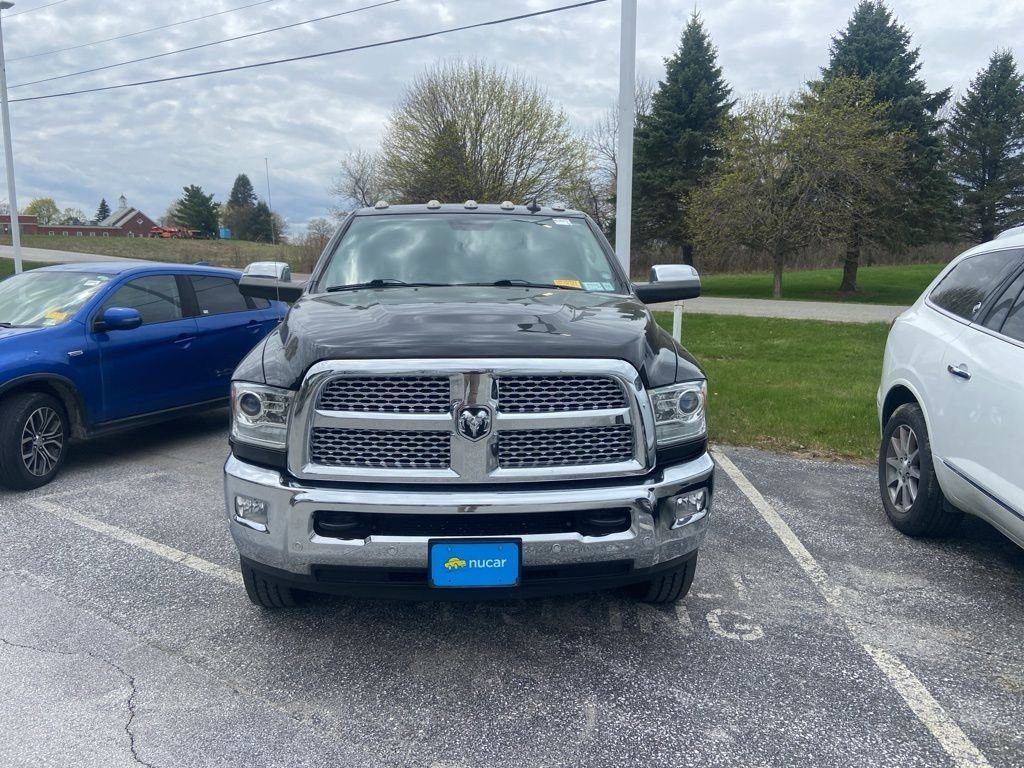Used 2018 RAM 3500 Laramie AWD/4WD image 2