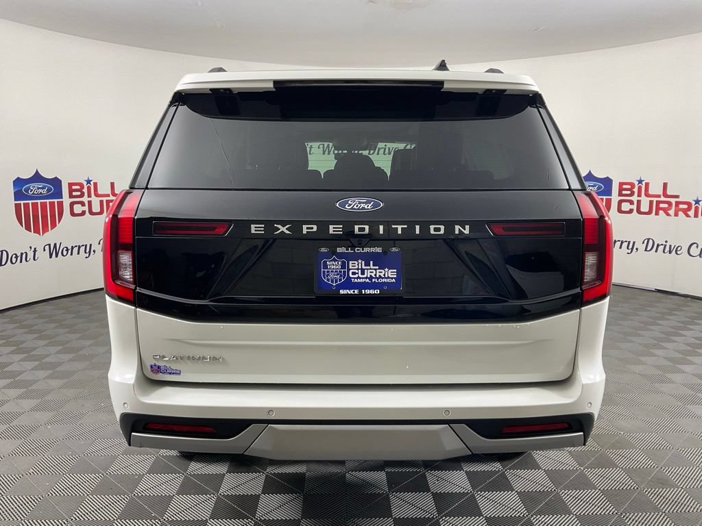 New 2026 Ford Expedition Platinum w/ Driver's Package AWD/4WD image 4