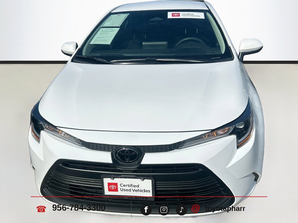 Used 2026 Toyota Corolla LE FWD image 2