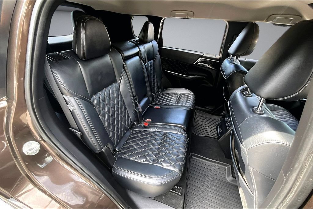 Used 2022 Mitsubishi Outlander SEL AWD/4WD image 25