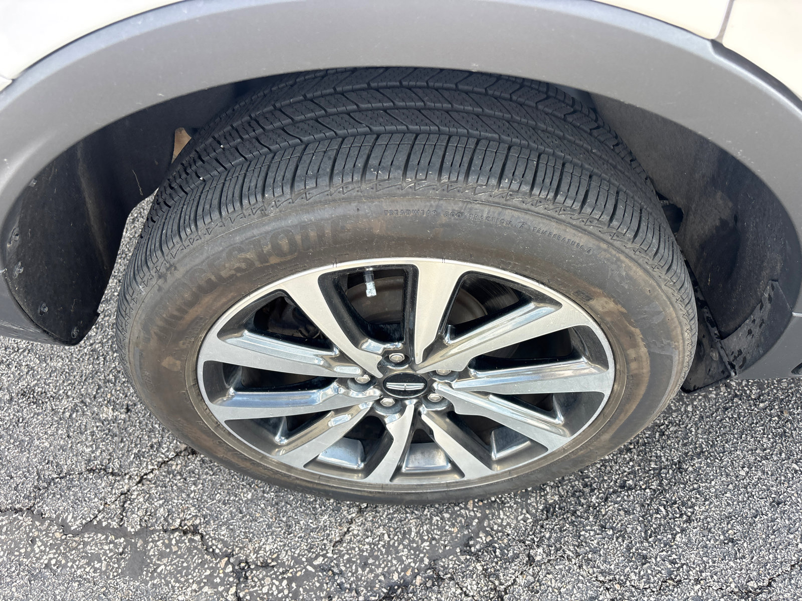 Used 2019 Lincoln MKC Reserve w/ MKC Climate Package AWD/4WD image 10