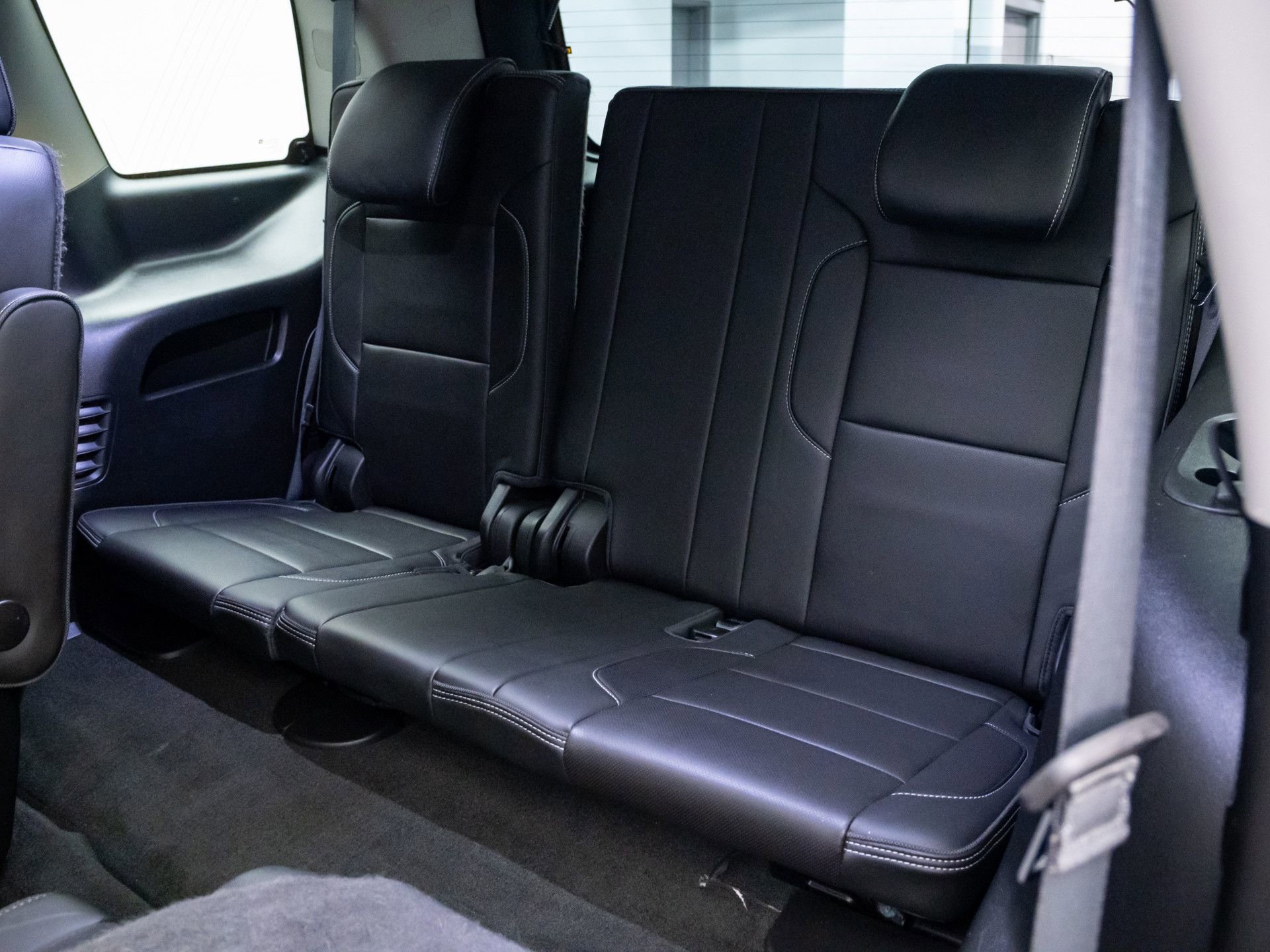 Used 2018 GMC Yukon Denali AWD/4WD image 17