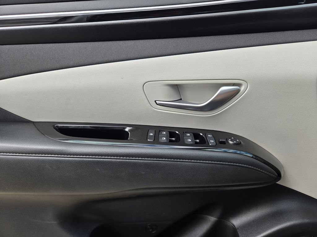 Used 2022 Hyundai Tucson Limited FWD image 25