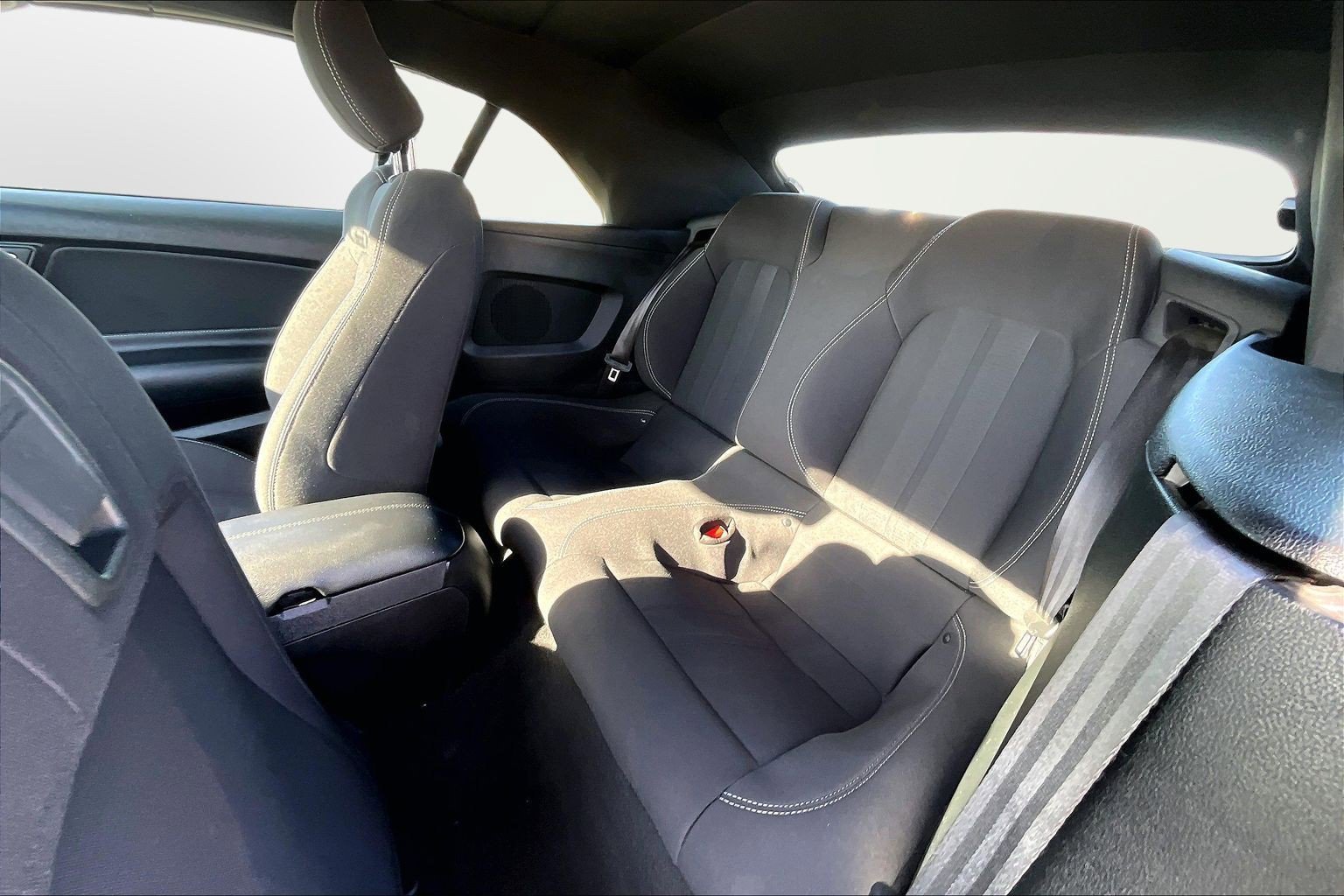 Used 2022 Ford Mustang Convertible w/ Equipment Group 101A image 17