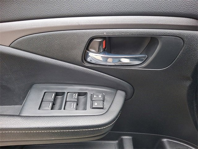 Used 2022 Honda Ridgeline Sport image 13
