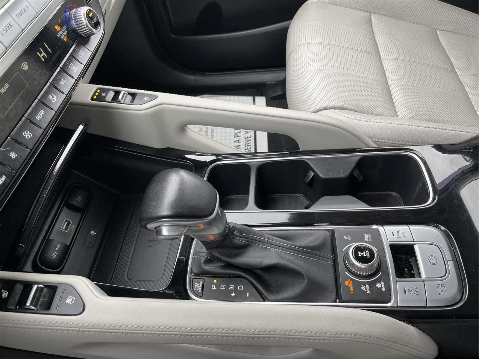 Used 2022 Kia Telluride EX w/ EX Premium Package image 32