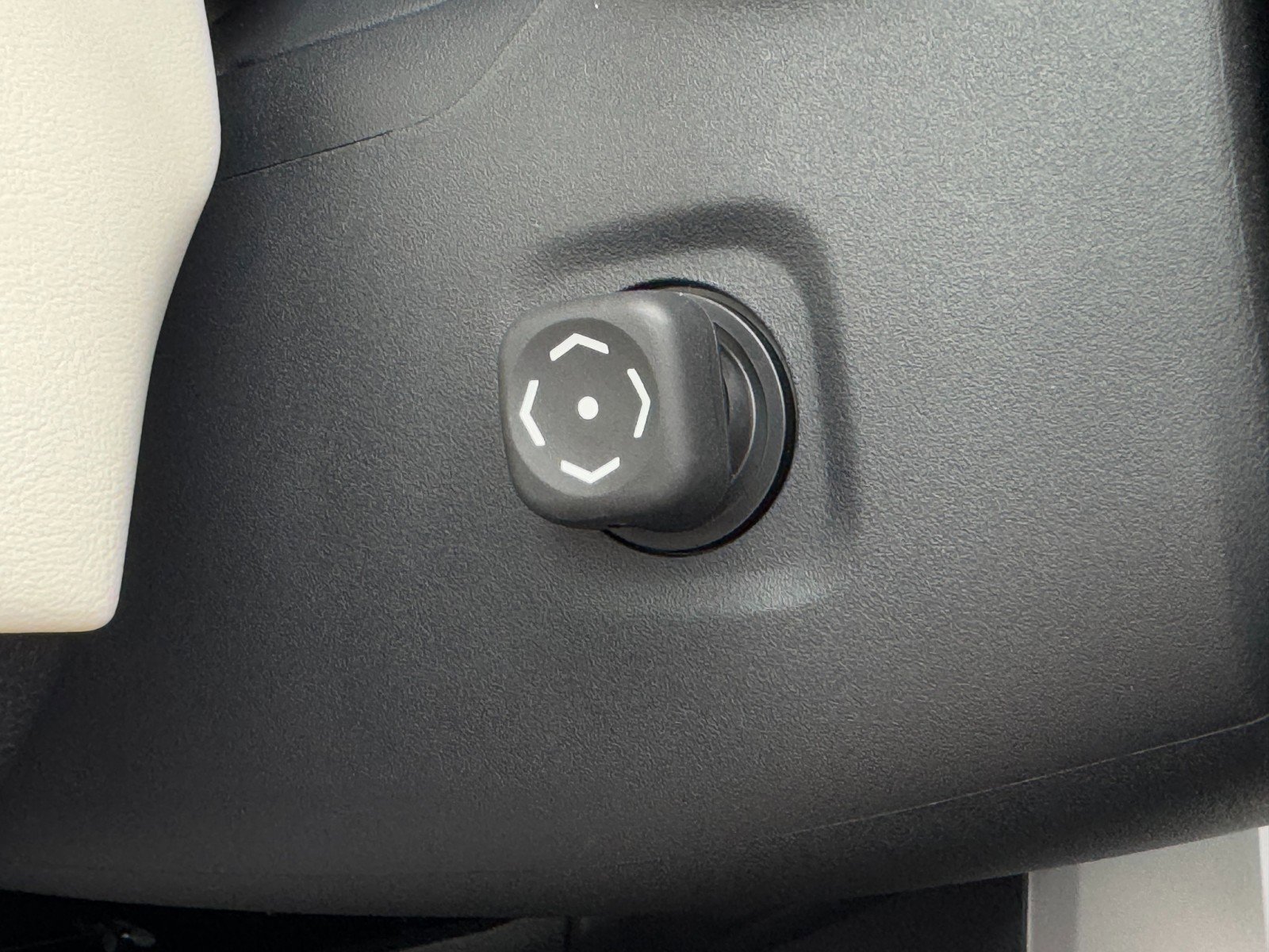 Used 2024 Toyota Sequoia Capstone image 21