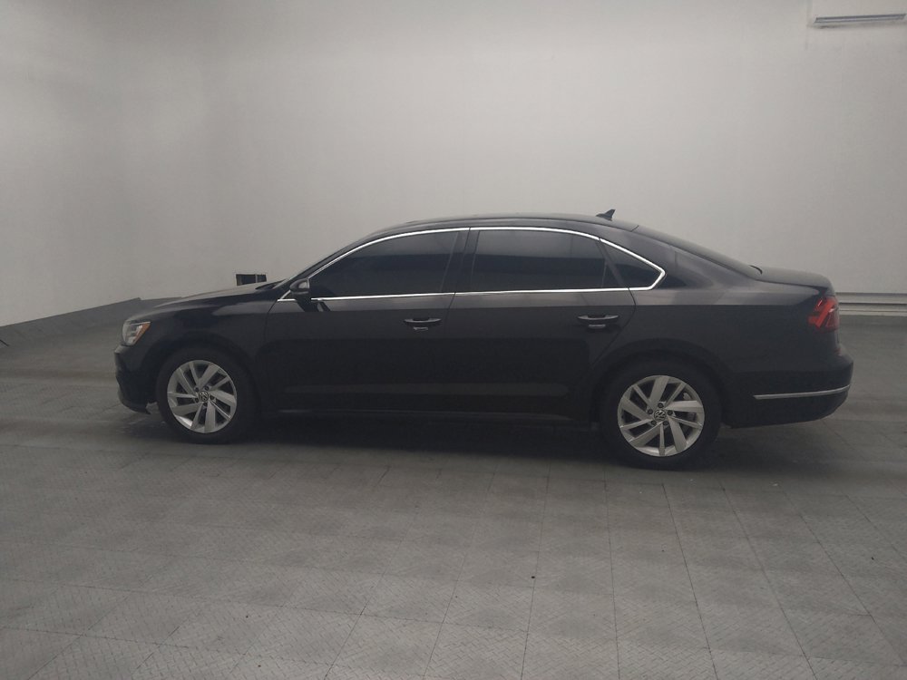 Used 2018 Volkswagen Passat 2.0T SE FWD image 3