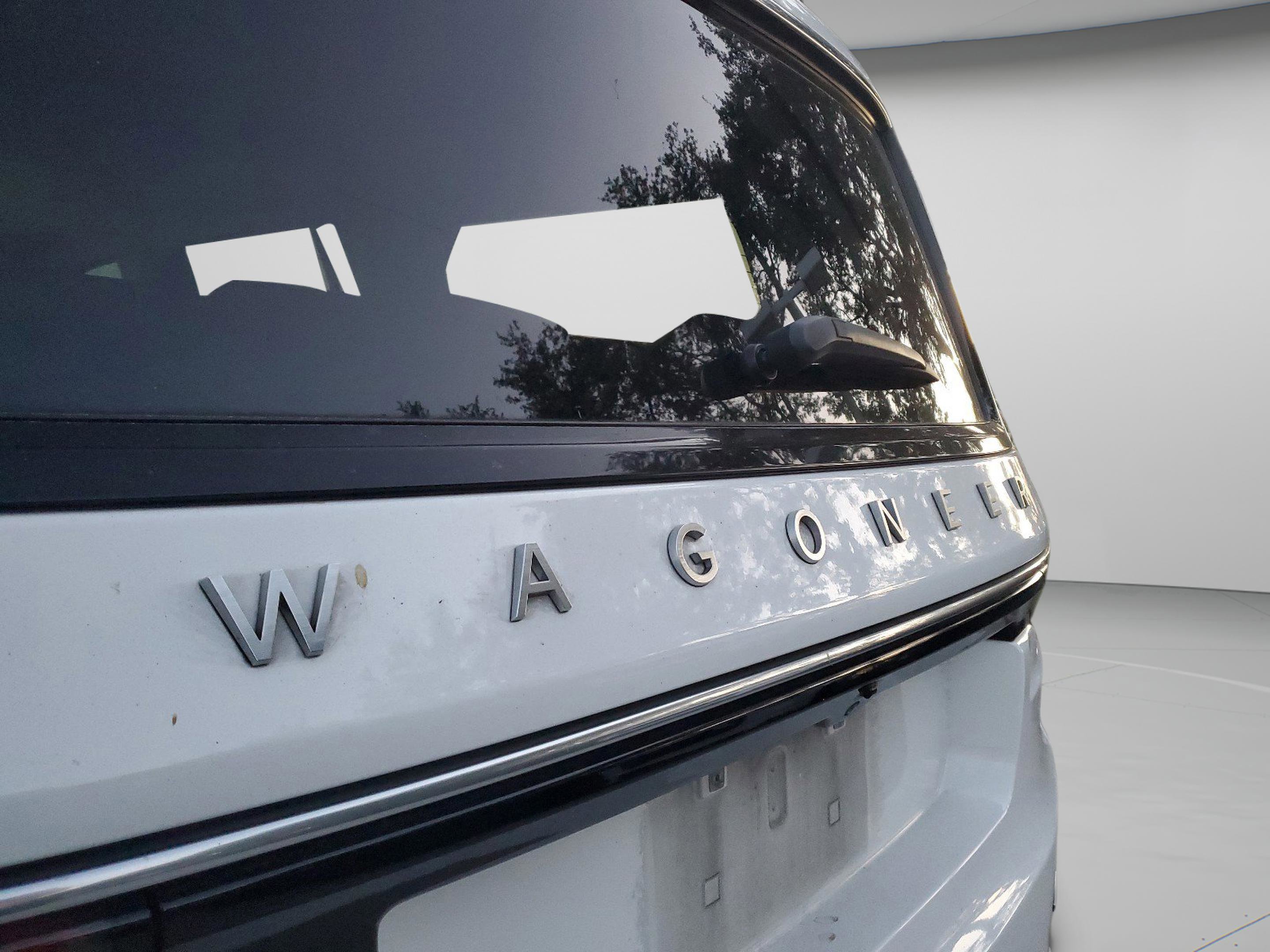 Certified 2022 Jeep Wagoneer Series III w/ Premium Group I AWD/4WD image 29