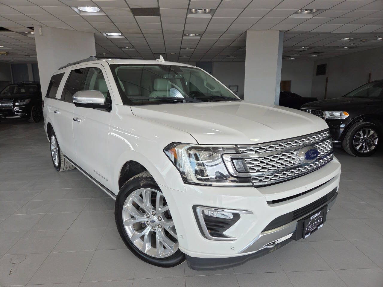 Used 2018 Ford Expedition Max Platinum image 1